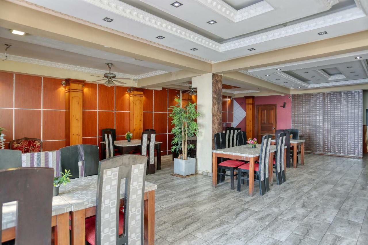 Lazaani Hotel Colombo Exterior photo